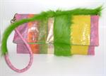 Hotsjok slangeskindstaske i gul, orange og limegrøn.
